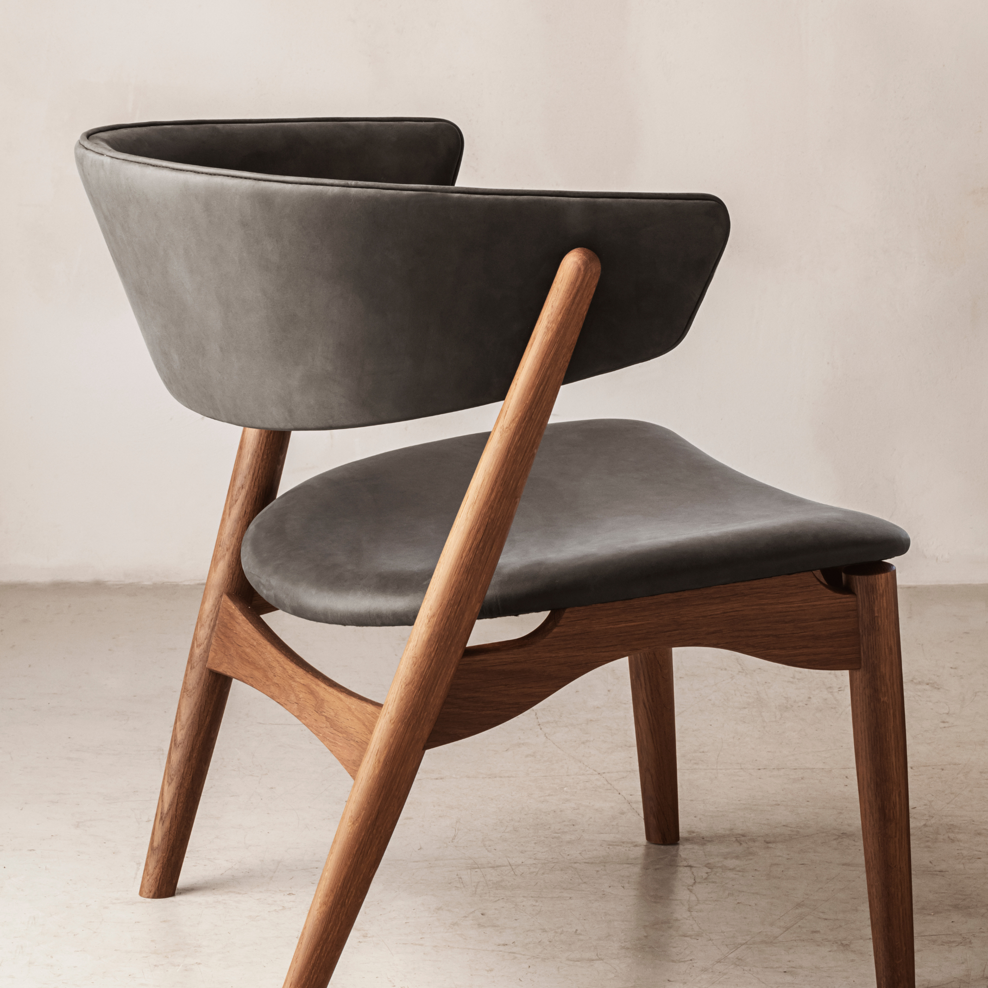 No7 Lounge Chair Full Upholstered